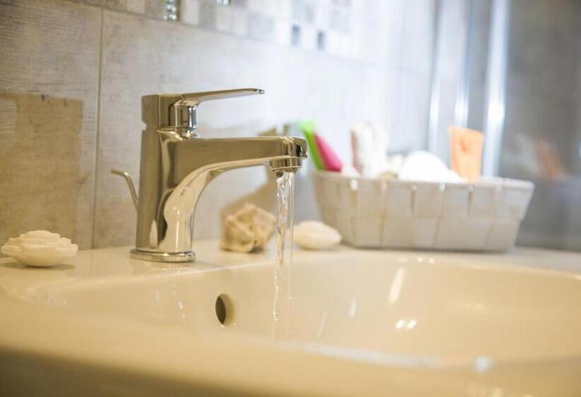 Bed and Breakfast Affittacamere I Principi Del Conero Cir 00041