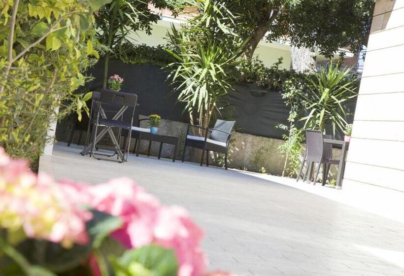 Bed and Breakfast Affittacamere I Principi Del Conero Cir 00041