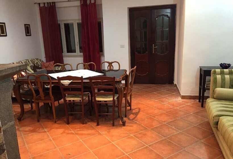 צימר Casale Rendine