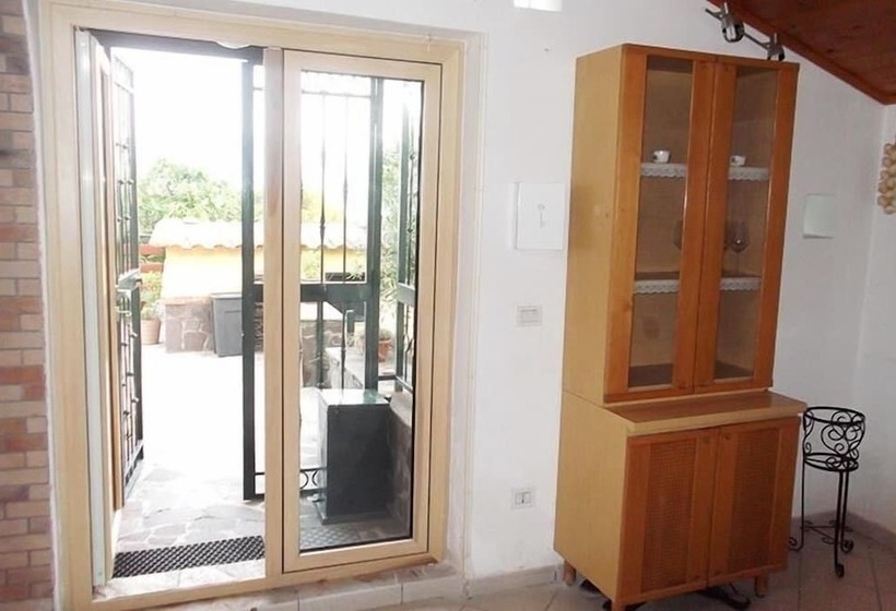 צימר Casale Rendine