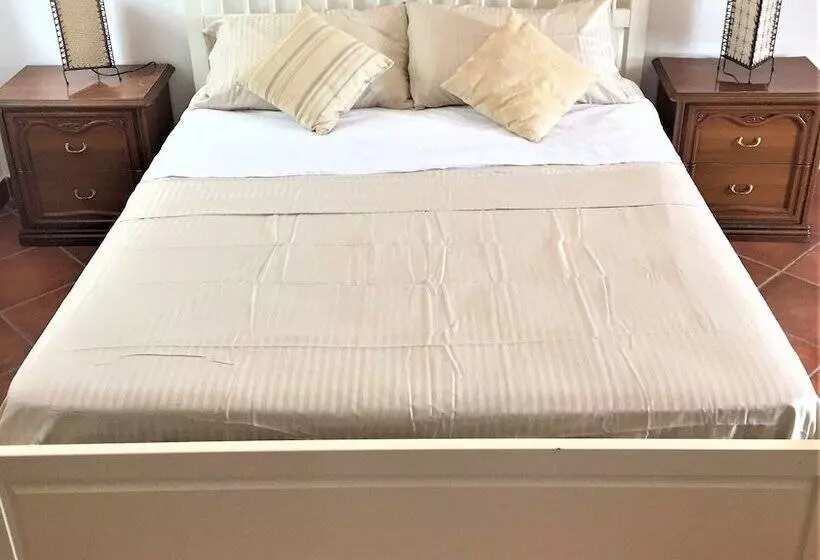 ベッドアンドブレックファースト Casale Rendine