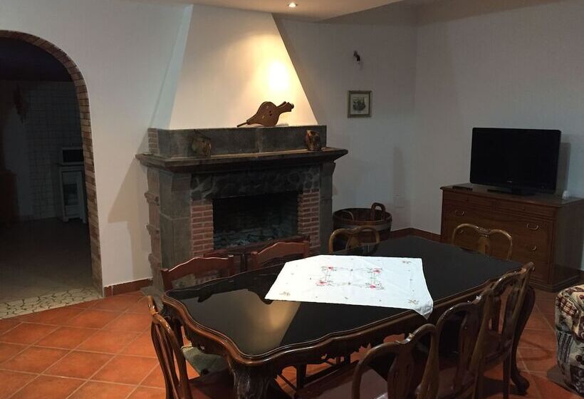 צימר Casale Rendine