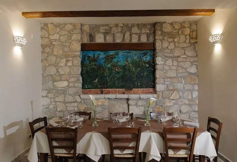 Aamiaismajoitus (B&B) Country House Domus Otium