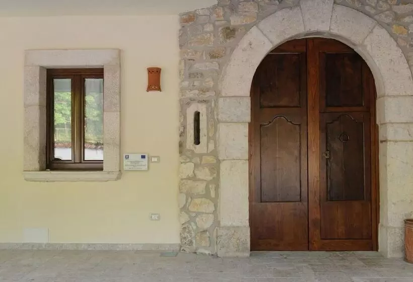 Aamiaismajoitus (B&B) Country House Domus Otium