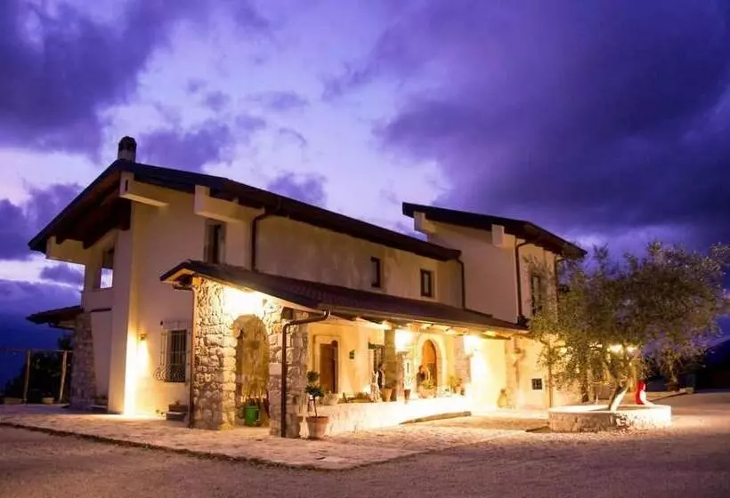 Aamiaismajoitus (B&B) Country House Domus Otium