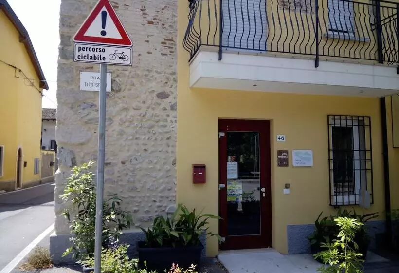 ベッドアンドブレックファースト I Colli Del Garda