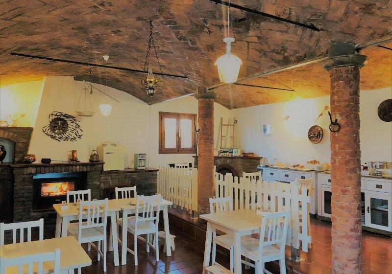 Bed and Breakfast Il Contado Room And Breakfast