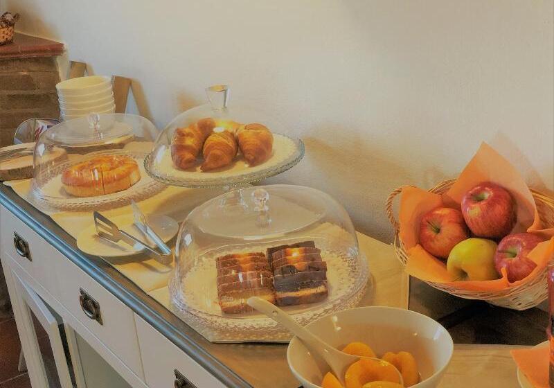 Bed and Breakfast Il Contado Room And Breakfast