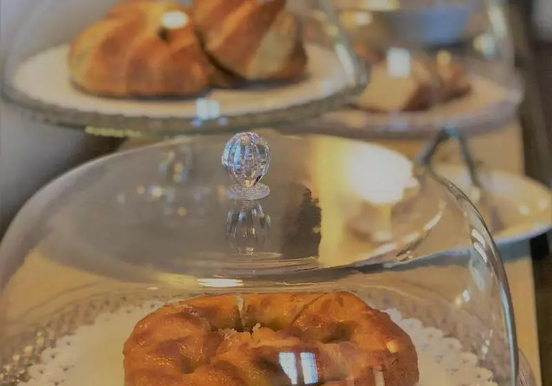 ベッドアンドブレックファースト Il Contado   Room And Breakfast