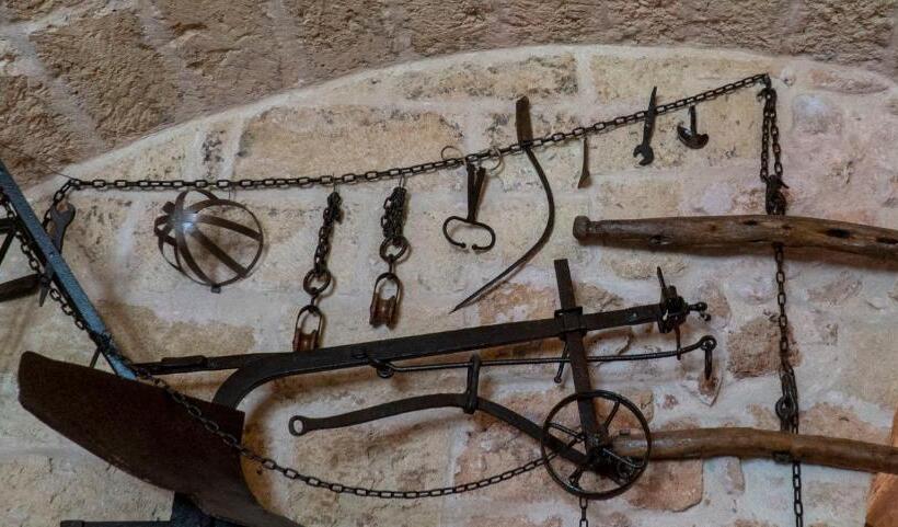 مبيت وإفطار La Vecchia Corte