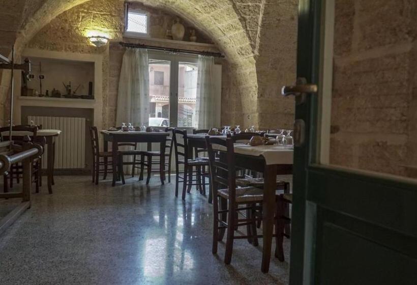 مبيت وإفطار La Vecchia Corte