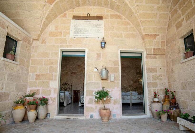 مبيت وإفطار La Vecchia Corte