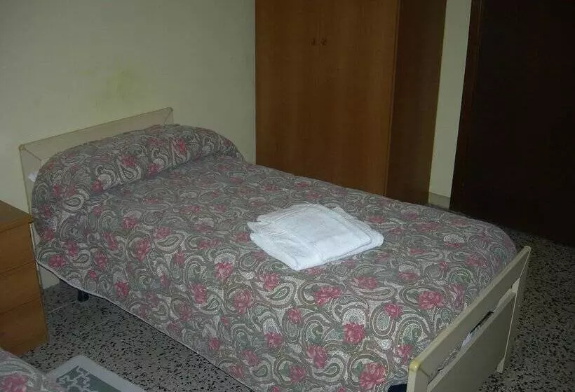 簡易ホテル Sirena