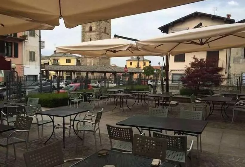 ホテル Albergo Montoso Ristorante