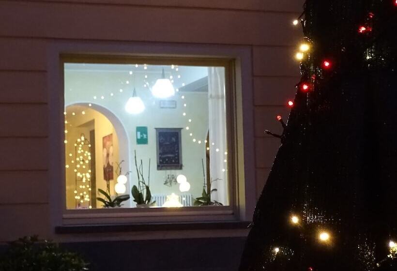 酒店 Albergo Montoso Ristorante