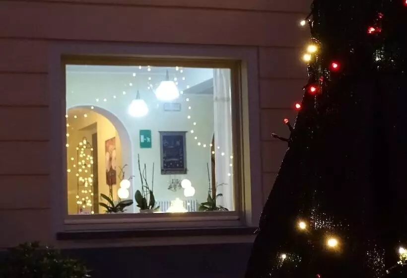ホテル Albergo Montoso Ristorante