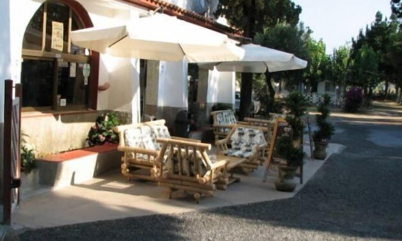 Отель Villaggio Camping Orchidea