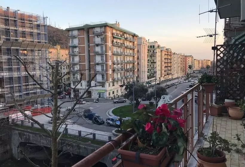 پانسیون Family And Friends