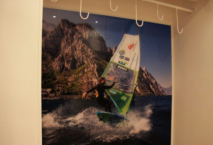 住所  Stella Sport Apartments