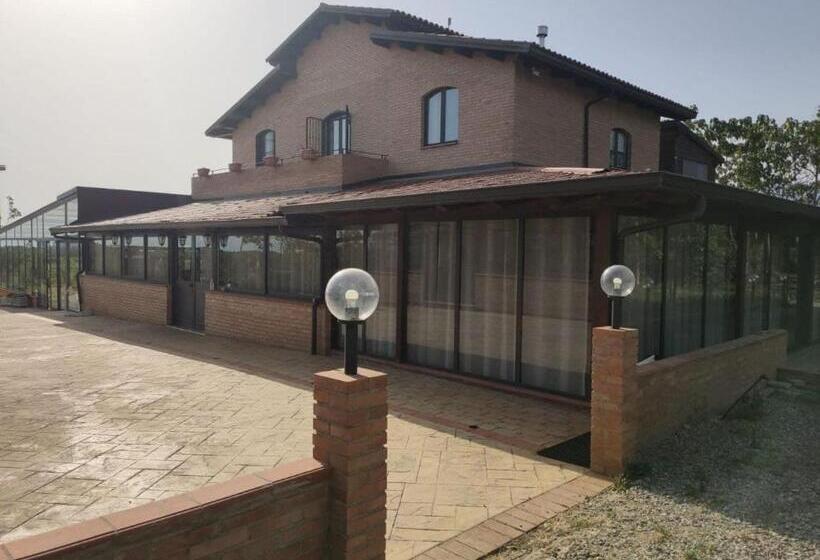 مبيت وإفطار Fattoria Il Laghetto