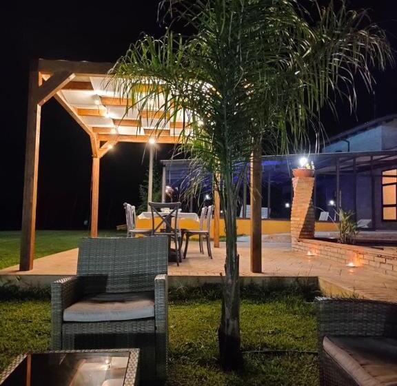 مبيت وإفطار Fattoria Il Laghetto