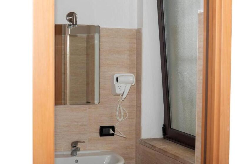 مبيت وإفطار Fattoria Il Laghetto