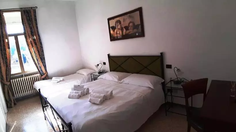 ホテル Monte Marsicano