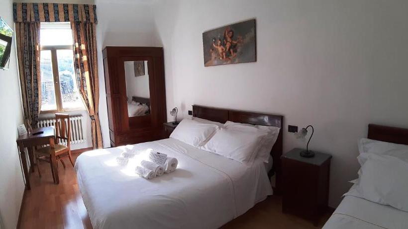 בית מלון כפרי Monte Marsicano