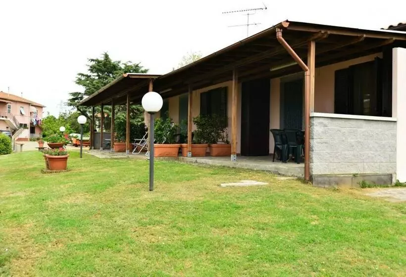 Maaseutuhotelli Agriturismo Ferri Di Ferri Donatella