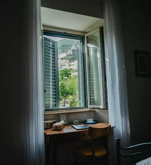 La Rocca Mia House B&b