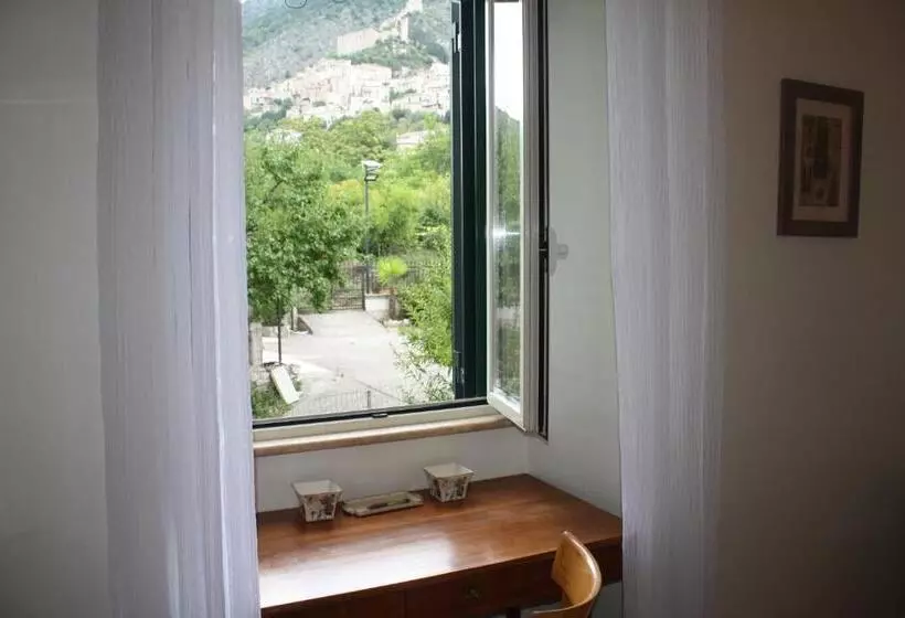 La Rocca Mia House B&b