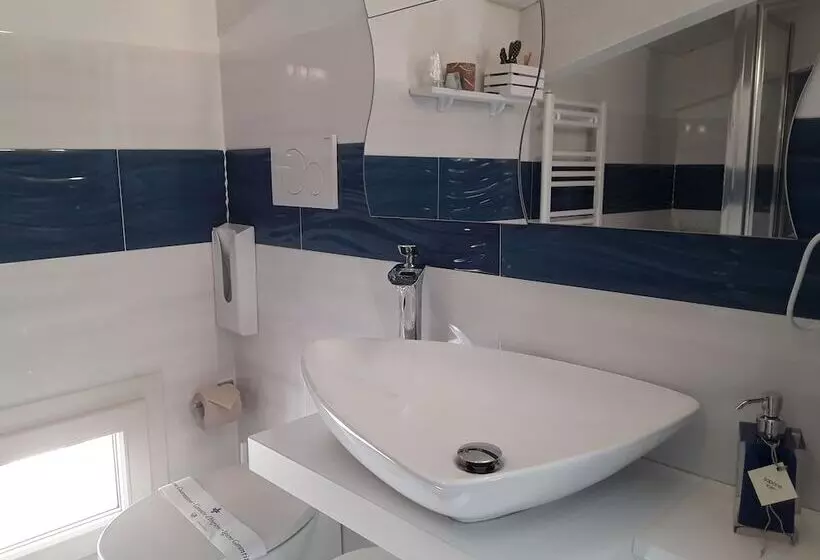 Majatalo Acquamarina B&b