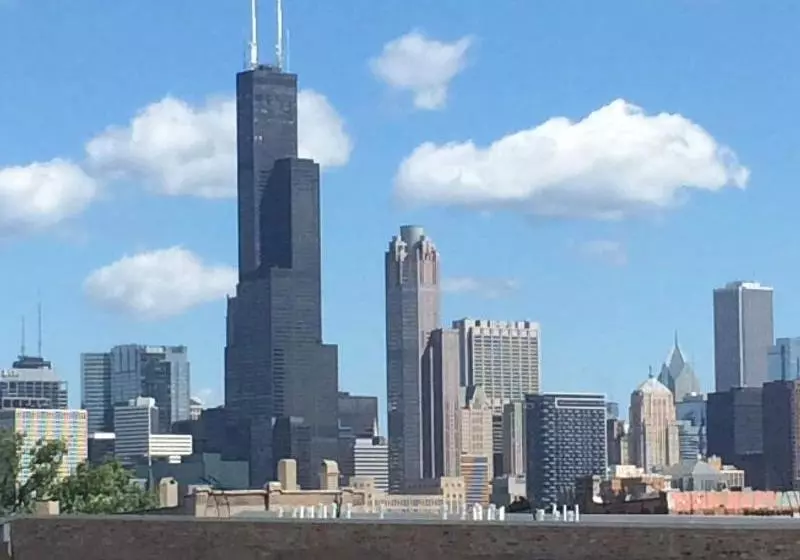 پانسیون Pilsen Roadhouse