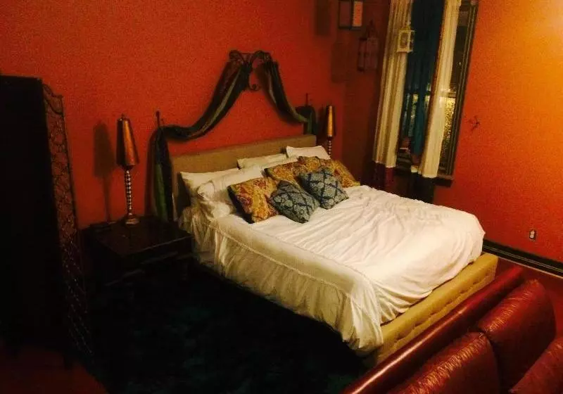 پانسیون Pilsen Roadhouse