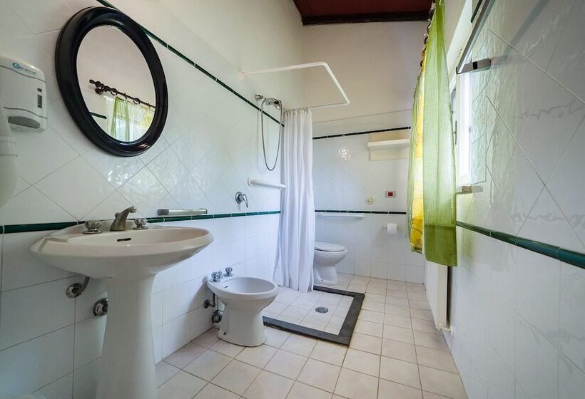 Tuscany Working Hostel