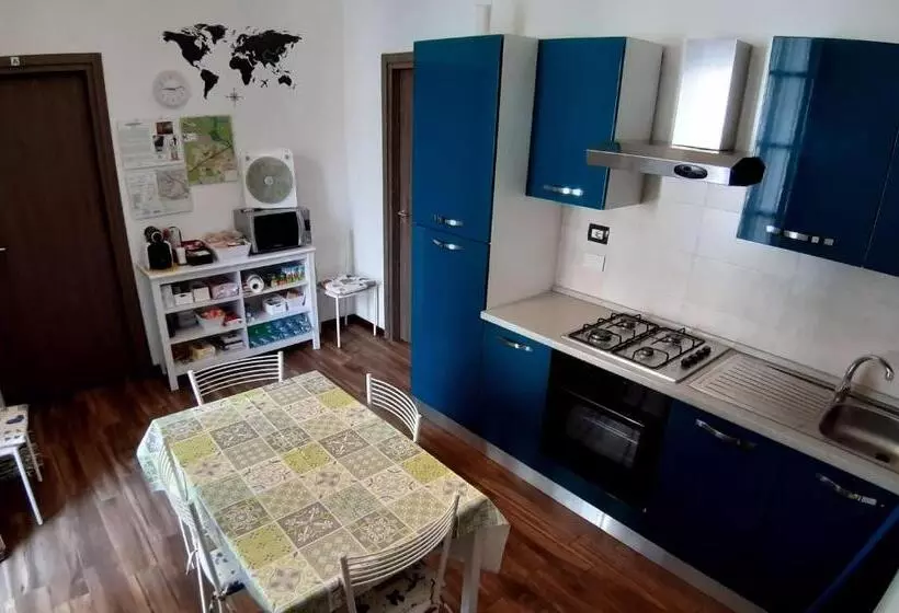 ベッドアンドブレックファースト Il Ghirovago