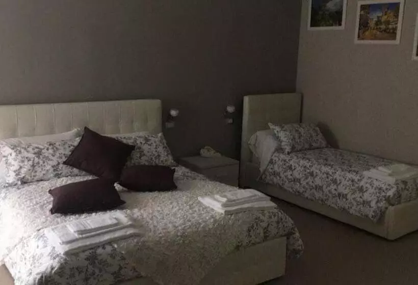 Aamiaismajoitus (B&B) La Regina Di Saba