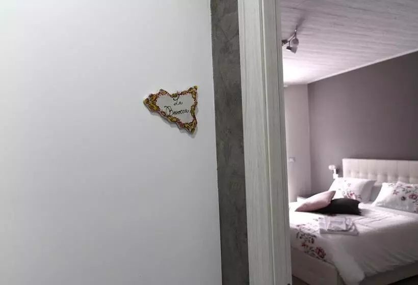 Aamiaismajoitus (B&B) La Regina Di Saba