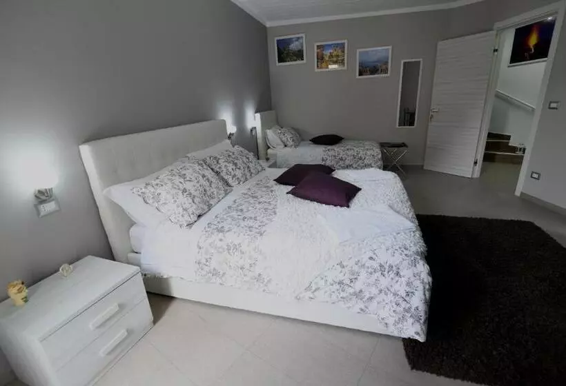 Aamiaismajoitus (B&B) La Regina Di Saba