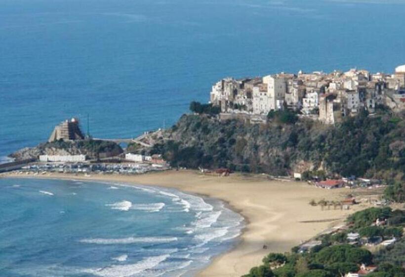 فندق Albergo Ristorante Bar Pizzeria La Lanterna