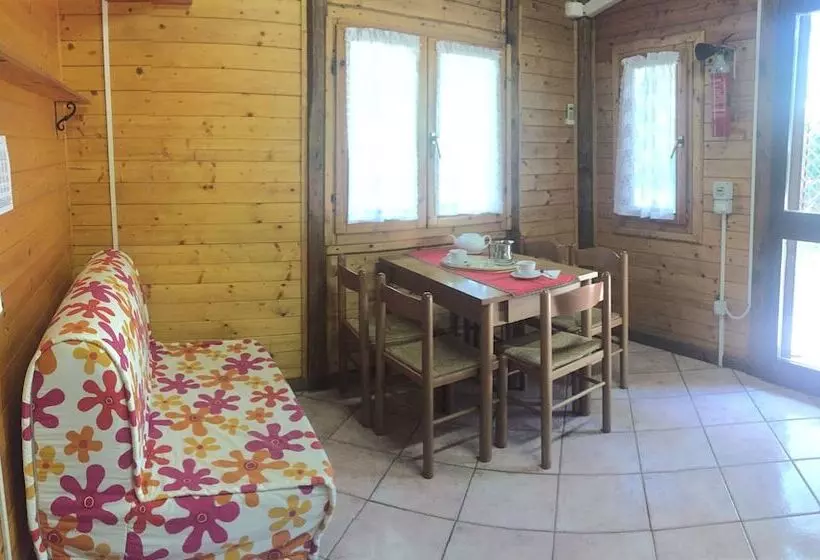 ホテル Camping Azzurro