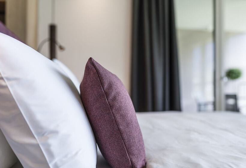 Vinea   Suites & Apartments