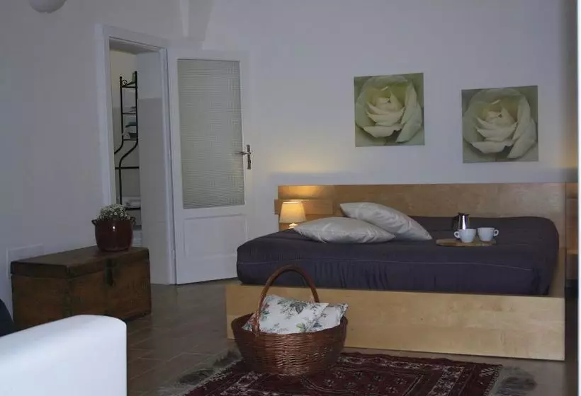 Aamiaismajoitus (B&B) Le Stanze Di Mavì