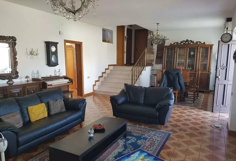 ベッドアンドブレックファースト Villa Matilde