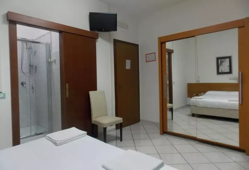 Hostelli Villa Dei Butteri   Aprilia