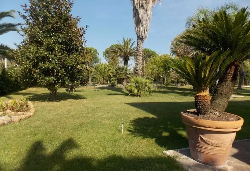 Hostelli Villa Dei Butteri   Aprilia