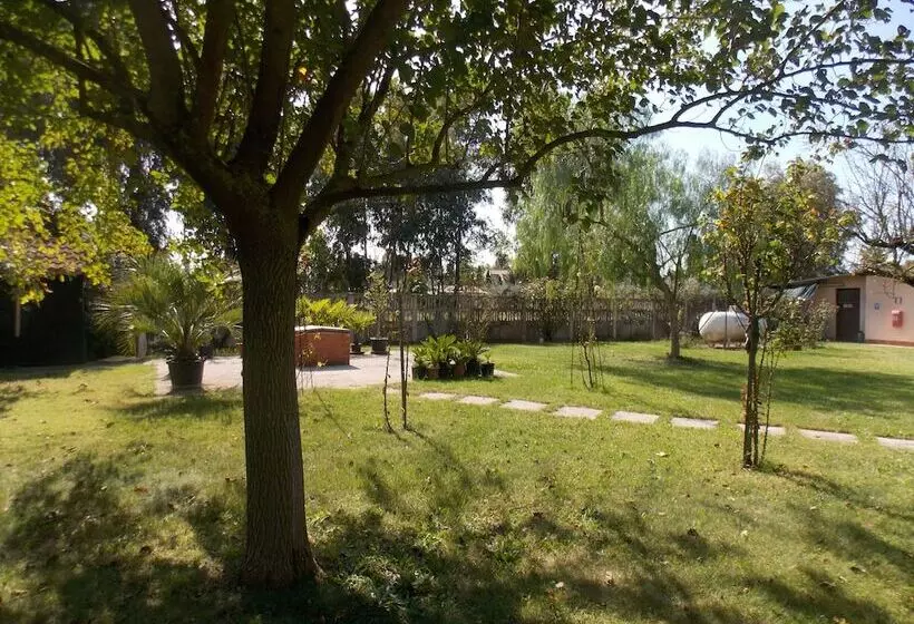 Hostelli Villa Dei Butteri   Aprilia