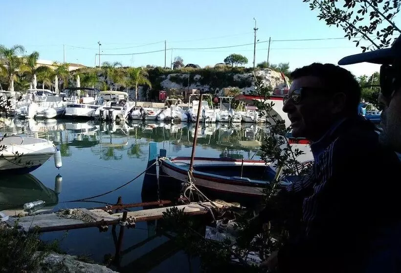 پانسیون B&b Baia Di Brucoli Centro