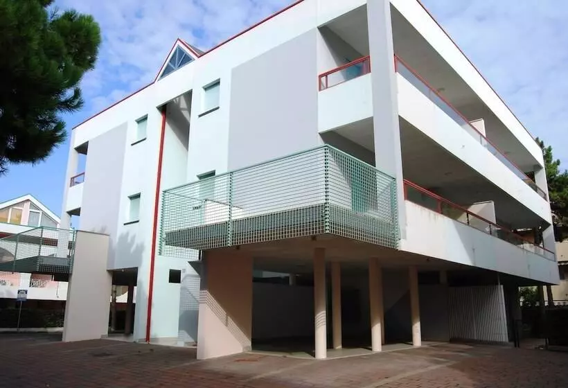 اقامتگاه Condominio Tucano