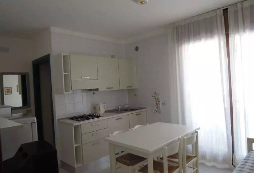 اقامتگاه Condominio Tucano